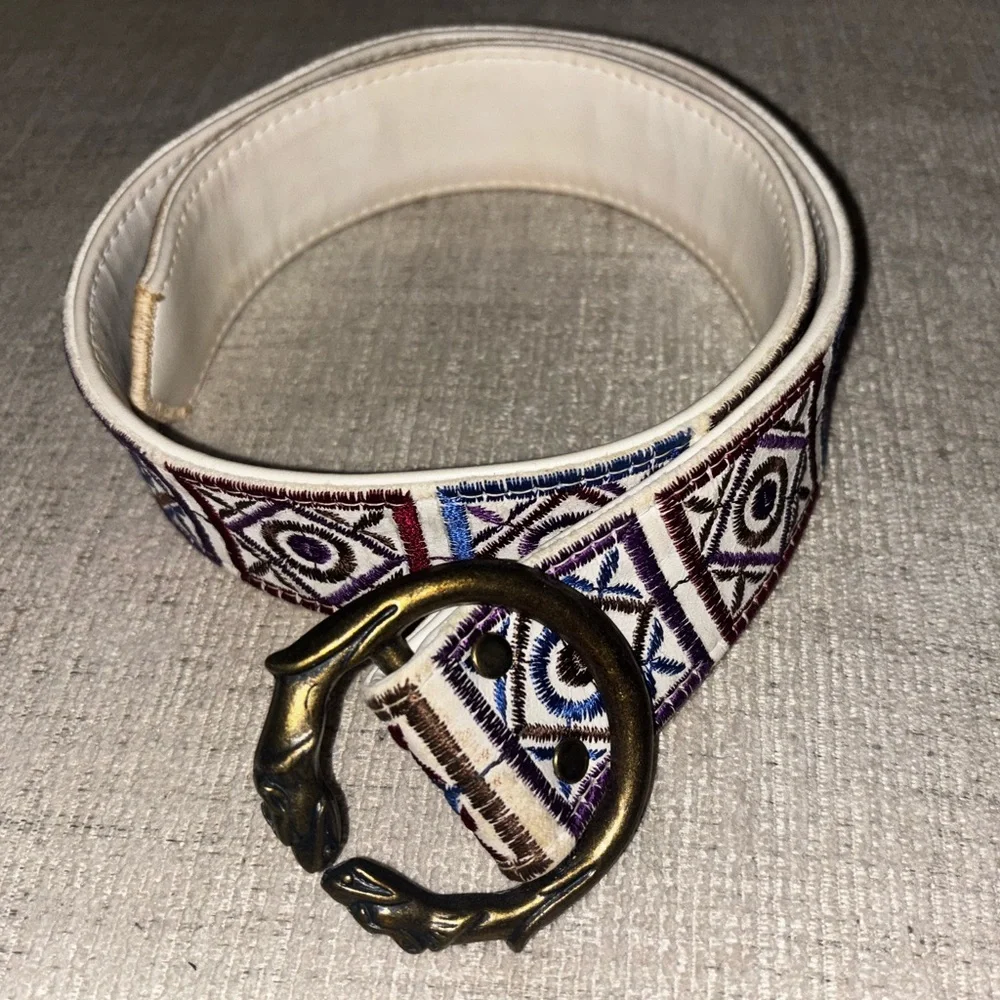Vintage Rare Bechelli Embroidered Belt 60s 70s Festival Unique Boho Small 28–32